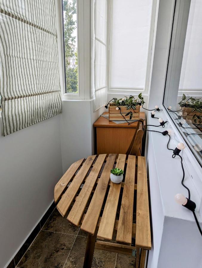 Sebastian Studio Apartment بوخارست المظهر الخارجي الصورة