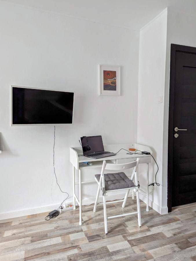 Sebastian Studio Apartment بوخارست المظهر الخارجي الصورة