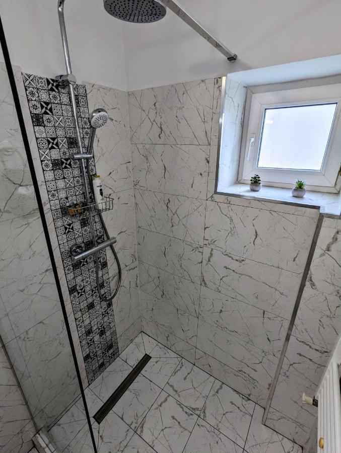 Sebastian Studio Apartment بوخارست المظهر الخارجي الصورة