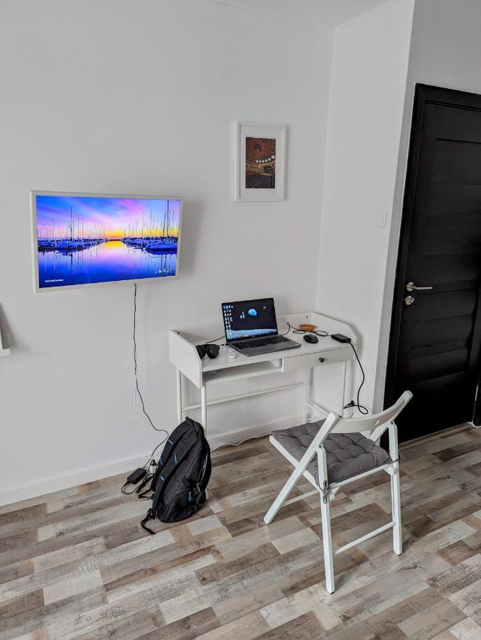Sebastian Studio Apartment بوخارست المظهر الخارجي الصورة