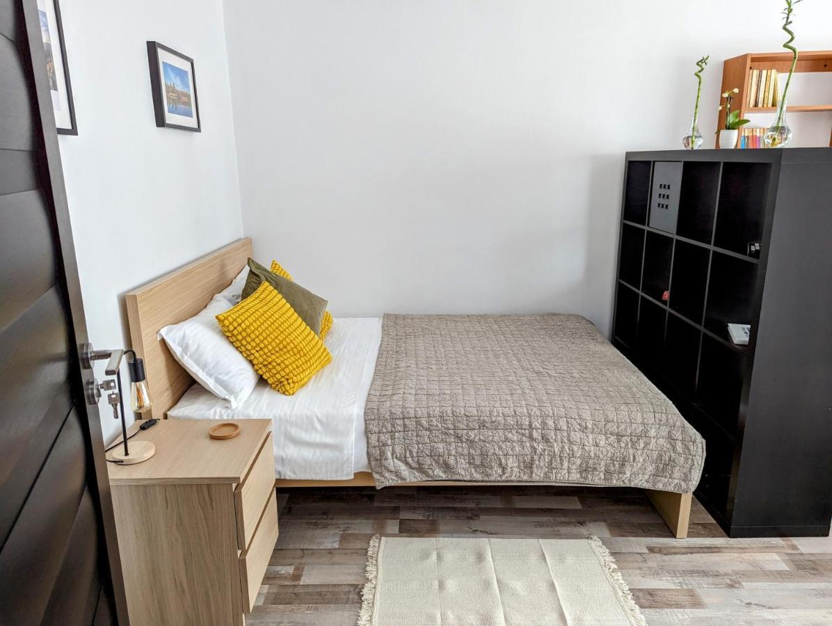 Sebastian Studio Apartment بوخارست المظهر الخارجي الصورة