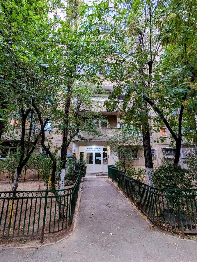 Sebastian Studio Apartment بوخارست المظهر الخارجي الصورة