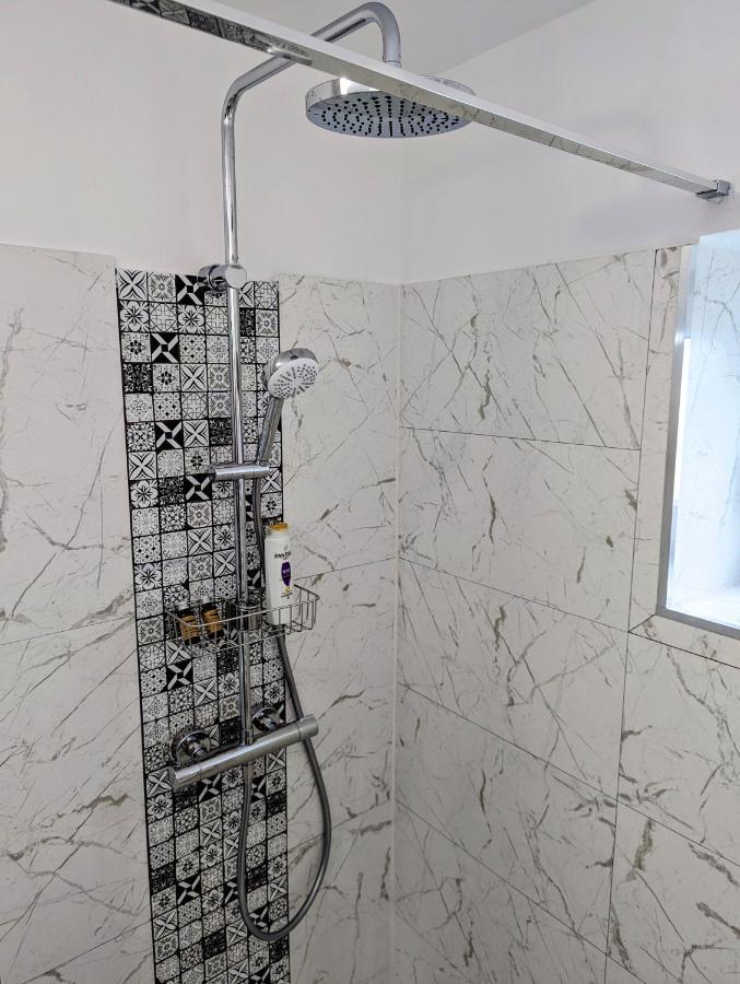 Sebastian Studio Apartment بوخارست المظهر الخارجي الصورة
